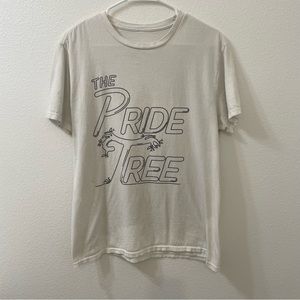 The pride tree shirt vintage medium